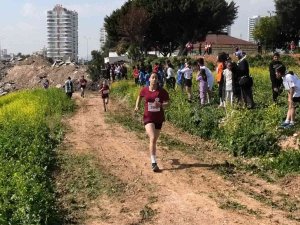 Kır Çiçekleri’nden 7 Sporcu, ‘Mersin Atletizm İ̇l Karması’na Katılma Hakkı Kazandı