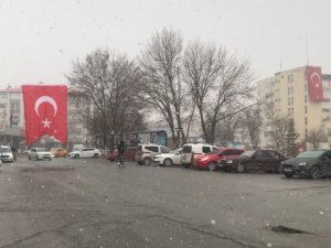Iğdır’da Kar Yeniden Başladı