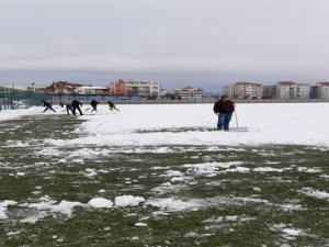 Bilecik’te Futbol Müsabakalarına Kar Engeli
