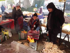Samsun Buz Tuttu, Pazarcılar Ateş Yaktı