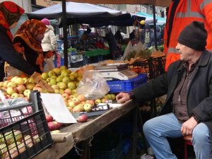 Pazar Fiyatları Memnun Etmedi