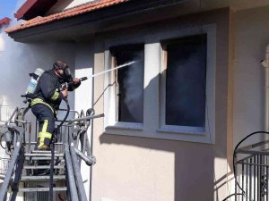 Fethiye’de 1 Saatte 3 Ev Yangını