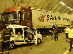 Zincirleme Kazada Kapanan Bolu Dağı Tüneli 5 Buçuk Saat Sonra Açıldı