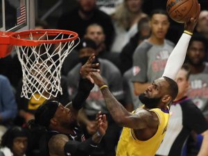 Lebron James, Nba Tarihine Geçti!