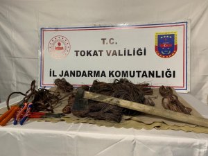 Tokat’ta Kablo Hırsızları Yakalandı