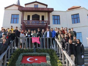 Afyonlu Gençlere ’Anadoluyuz Biz’ Projesi Kapsamında Adnan Menderes, Anlatıldı