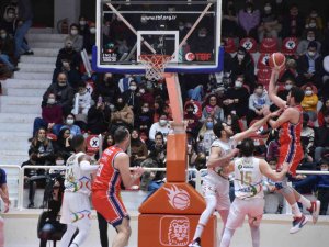 Ing Basketbol Süper Ligi: Aliağa Petkim Spor: 79 - Bahçeşehir Koleji: 70