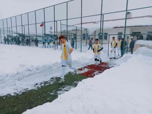 Güroymakspor Bitlis Özgüzeldere Spor’a 2-1 Yenildi