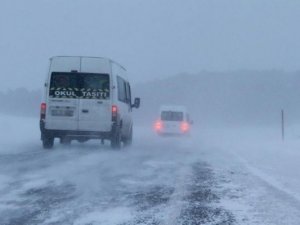 Devrek, Gökçebey Ve Gümeli’de Taşımalı Eğitime Bir Gün Ara Verildi
