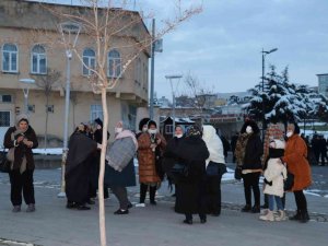 Eksi 7 Derecede Işık Hadisesini İzlemek İçin Siirt’te Toplandılar