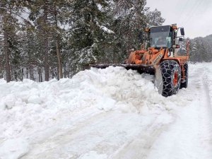 Amanoslar’da Kardan Kapanan Yayla Yolları Ulaşıma Açılıyor