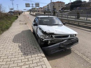 Sinop’ta Trafik Kazası: 2 Yaralı