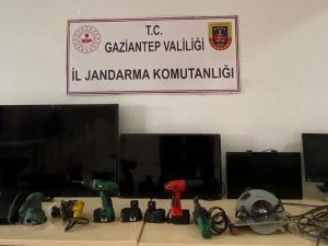Altın Hırsızı Jandarmadan Kaçamadı