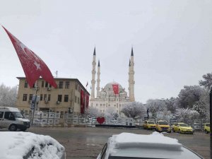 Iğdır Nevruz’a Kar İle Uyandı