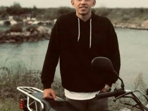 Park Halindeki Tıra Arkadan Çarpan Motosiklet Sürücüsü Hayatını Kaybetti