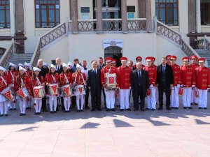 Manisa Bando Takımı İlk Kez Resmi Törende Görev Aldı