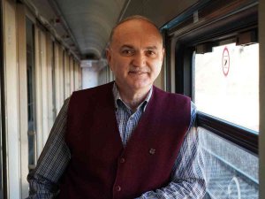 Başkan Özlü’nün 4. Şiiri Yayınlandı