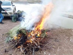 Bin 500 Metre Ağ Yakıldı