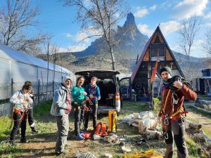 Doğa Tutkunları Her Şarta Hazır Olmak İçin Eğitiliyor