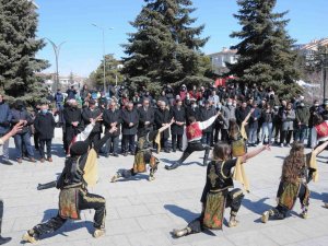 Kırşehir’de Davullu Zurnalı Nevruz Kutlaması Yapıldı