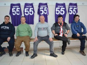 Down Sendromlu Çocuklar Samsunsporlu Futbolcularla Buluştu