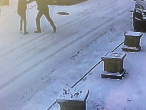 Ümraniye’de İşe Giden Genç Kalbinden Bıçaklanarak Öldürüldü