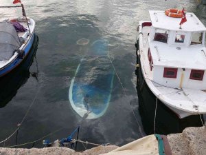 Marmara’da Deniz Ulaşımına Poyraz Engeli: Bir Kayık Battı