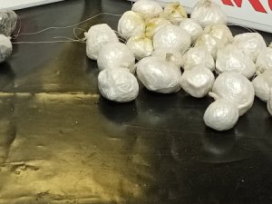 Vücutlarını Gizledikleri Uyuşturucuyla Yakalandılar