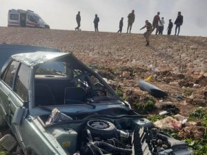 Mardin’de Otomobil Şarampole Yuvarlandı: 4 Yaralı