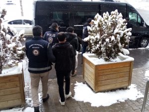 5 Yabancı Uyruklu Şahıs Sınır Dışı Edildi