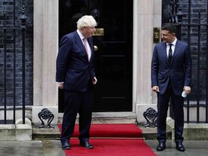İ̇ngiltere Başbakanı Johnson, Zelenskiy Ve Ailesine Sığınma Teklif Etmiş