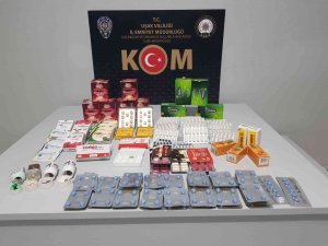 Uşak’ta Yüzlerce Kaçak Cinsel Ürün Ele Geçirildi