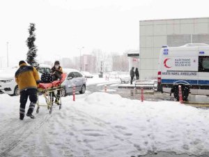 Kağıthane Belediyesi Hastalara Ulaşım Hizmeti Veriyor