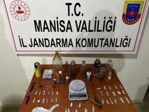 Manisa’da Uyuşturucu Operasyonu: 4 Gözaltı