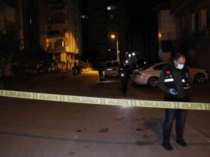 Alacak Verecek Meselesinde Çıkan Kavgada Silahlar Konuştu: 4 Yaralı