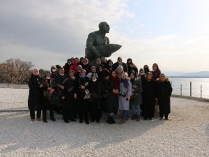 300 Pazaryerili Kadın Çanakkale’ye Geziye Gitti