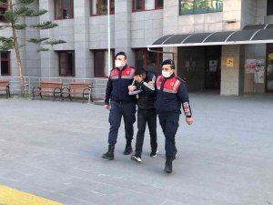 Ninesinin Küpesini Satıp Ölümle Tehdit Eden Torun Tutuklandı