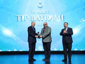 Ankara Şehir Hastanesi’ne Yılın Başhekimi Ve Yılın Hekimi Ödülü