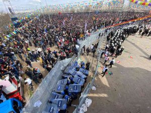 Diyarbakır’daki Nevruz Etkinliklerinde Gözaltı Sayısı 333’e Yükseldi