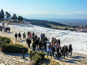Gençler Denizli’nin Doğal Ve Kültürel Değerleriyle Buluşuyor