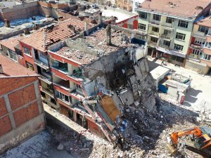 Aksaray’da Kentsel Dönüşüm Yıkımı Devam Ediliyor