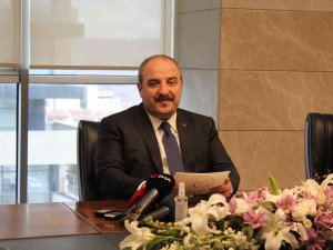 Bakan Varank’tan Ukrayna’da Barış Çağrısı