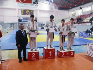 Yunusemreli Yıldız Judocular Yozgat’tan 3 Madalya İle Döndü