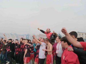 Bursa’da Amatör Takımın Şampiyonluk Videosu Beğeni Topladı
