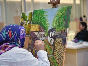 Kursiyerler Usta Ressamlara Taş Çıkartıyor