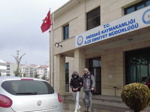 Cezaevinden İzinli Çıkan Şahıs Uyuşturucu Satmaya Çalışırken Yakalandı