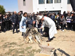 Türk Dünyasının Gelenekleri Nevruz Bayramında Anlatıldı