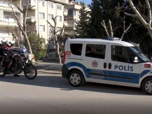 Kapkaç Yöntemiyle Çanta Çalan 2 Şüpheli Yakalandı