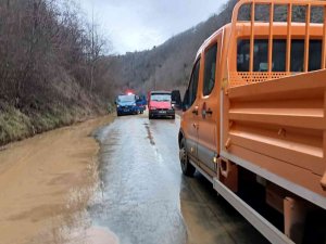 Trabzon-Bayburt Karayolunda Heyelan