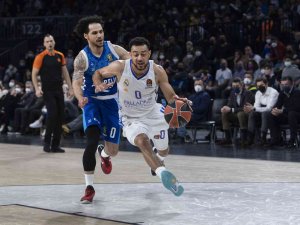 Thy Euroleague: Anadolu Efes: 93 - Real Madrid: 90